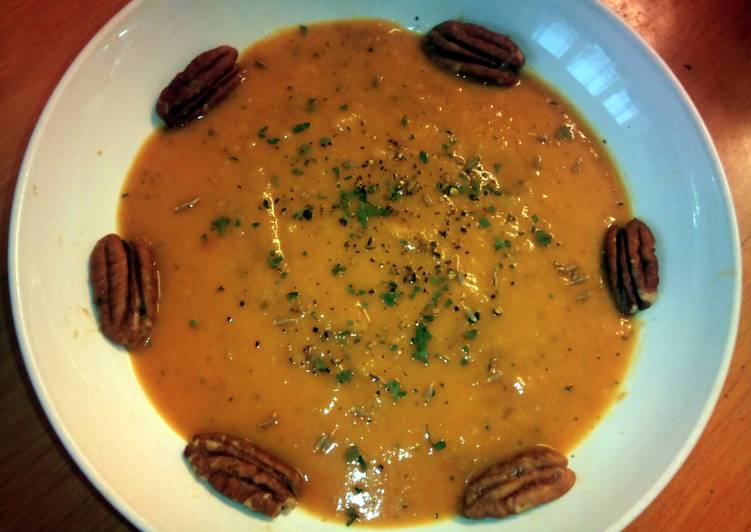 Recipe of Homemade Sig&#39;s Spicy Carrot and Butter Bean Soup