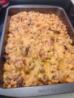 A picture of Cheeseburger Cassarole.
