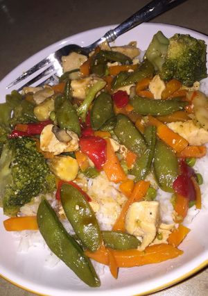 A picture of Cheaters Chicken Stir Fry.