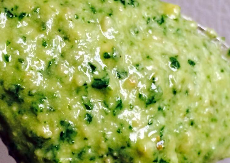Basil Strawberry Pesto Basil Strawberry Pesto