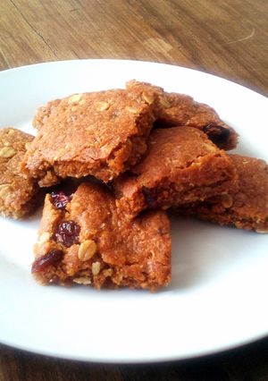 A picture of Muesli Crunchies.