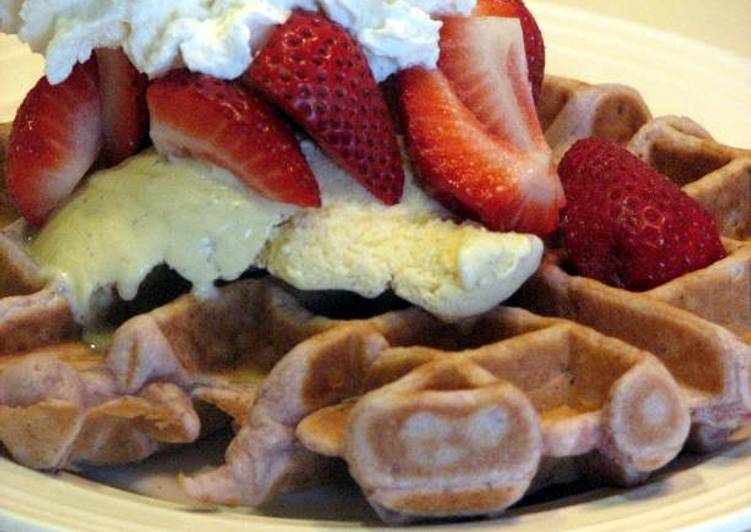 Simple Way to Prepare Perfect Strawberry Waffles