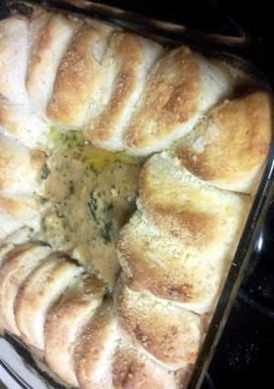 A picture of chicken Alfredo casserole.