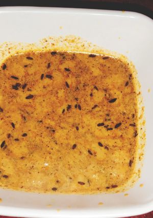दुधाची झणझणीत आमटी (dudhachi aamati recipe in marathi) रेसिपी चे मुख्य फोटो 