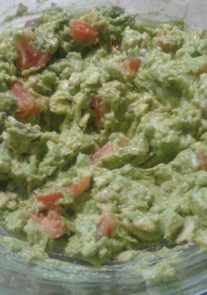 A picture of Homemade Guacamole.