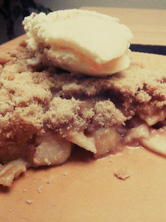 A picture of Apple Crisp.