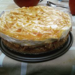 A picture of Physalis cheesecake.