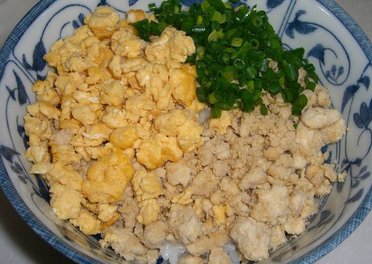 Recipe of Perfect Soboro Rice Bowl with Ground Chicken and Okara