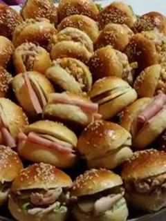 صورة لوصفة طريقة عمل خبز الهمبرغر ( الصمون)
