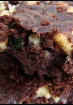 A picture of Hella Bangin' Brownies.