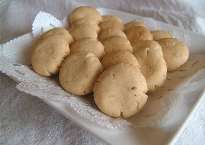 Crusty Kinako Cookies with Sesame Seeds