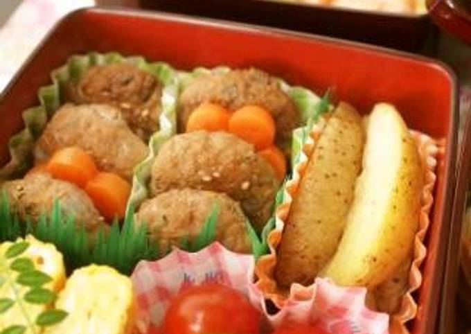 Pork Tsukune Patties with Lotus Root for Sports Day or Cherry Blossom Viewing