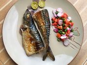 Gambar ikan makarel bakar