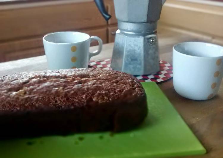 Recipe of Simple Nutty Banana Cake