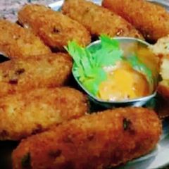 A picture of Evening snacks.