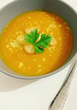 Une photo de Soupe curry et potimarron