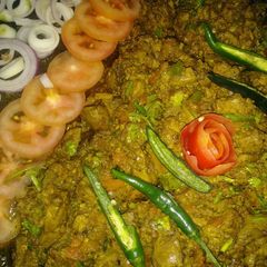 A picture of Chicken tawa kaleji.
