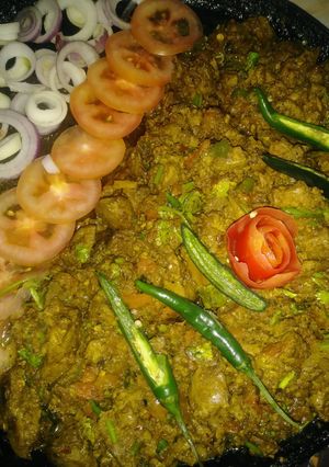 A picture of Chicken tawa kaleji.