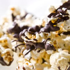 A picture of Popcorn Chocolate Cake.