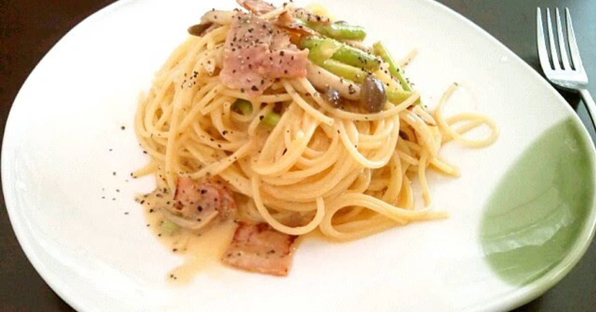 No Oil Or Cream Added Whole Egg Spaghetti Carbonara Recipe By Cookpad Japan Cookpad