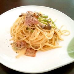 A picture of No Oil or Cream Added! Whole Egg Spaghetti Carbonara.