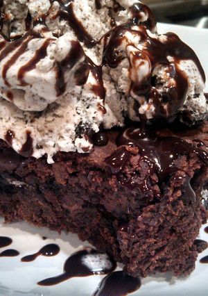 A picture of Cookies n' Cream Oreo Fudge Brownies.