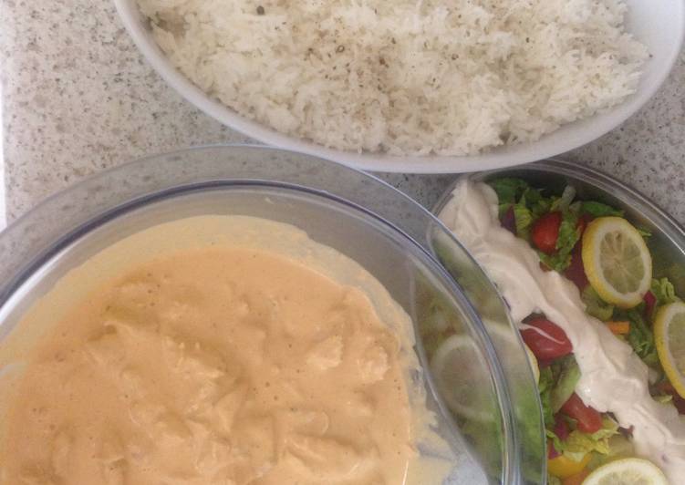 Coronation Chicken With Basmati Rice and Side Salad 😍