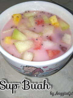 Foto resep Sup Buah ala Anggi