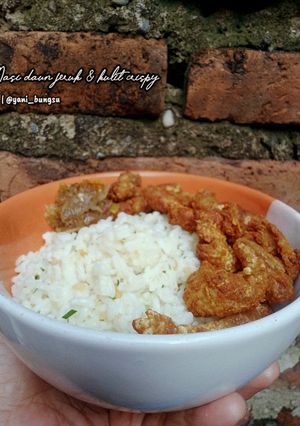 Foto resep Nasi daun jeruk & kulit crispy