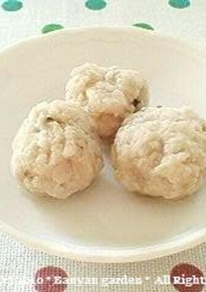 A picture of Horse Mackerel Tsumire (Fishballs) For Toddlers on Solids.