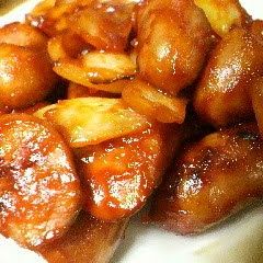A picture of Yummy Wiener Sausages in Ketchup.