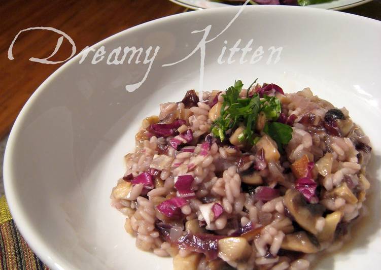 Steps to Prepare Speedy Radicchio and Mushroom Risotto