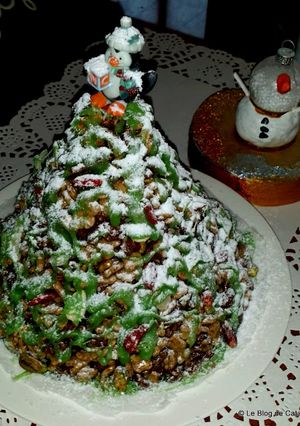 Une photo de Sapin de Noël en céréales Lion