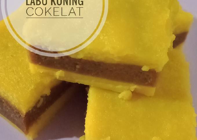 Cake / Bolu Kukus Lapis Labu Kuning Cokelat