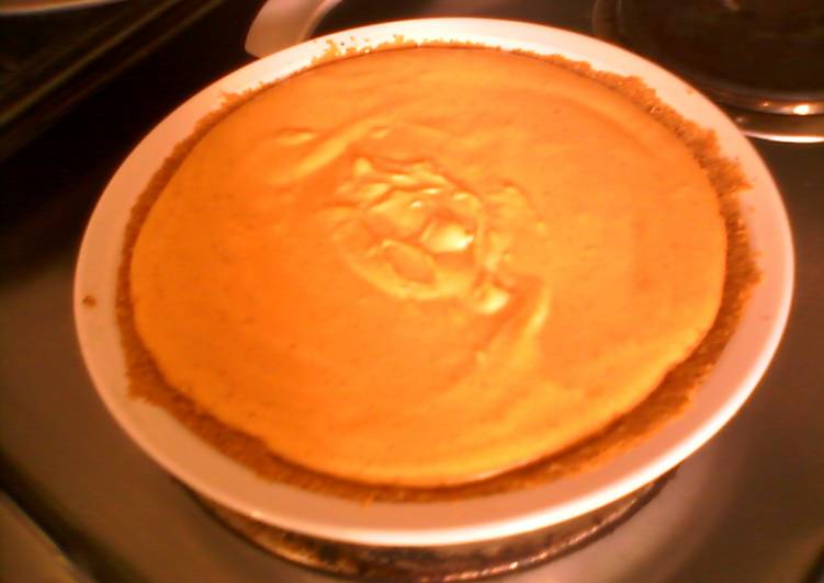 Recipe of Any-night-of-the-week Spiced Pumpkin Cheesecake
