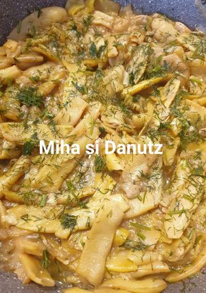 O poză a rețetei Mâncare de fasole galbenă cu usturoi.