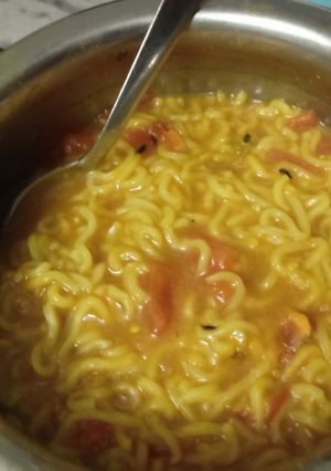 A picture of Tomato Maggie.