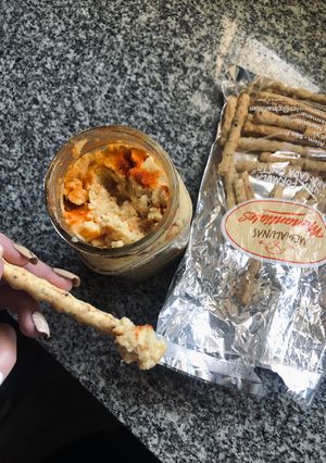 Una foto de Hummus de garbanzos 🤩