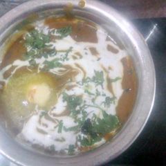 A picture of Daal makhni.