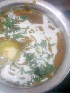 A picture of Daal makhni.