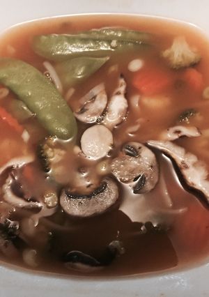 A picture of Tom Yum Soup (Tum Yum).
