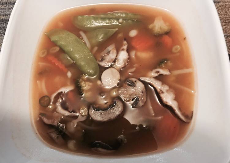 How to Prepare Ultimate Tom Yum Soup (Tum Yum)