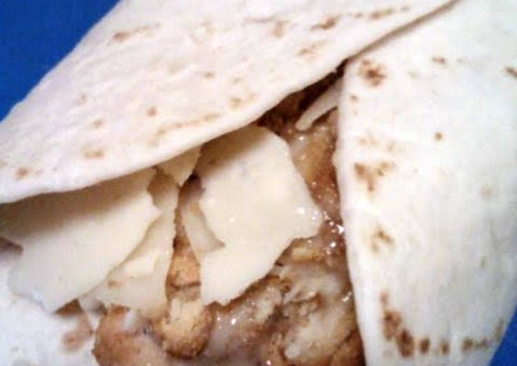 Step-by-Step Guide to Prepare Quick Chicken Caesar Wraps