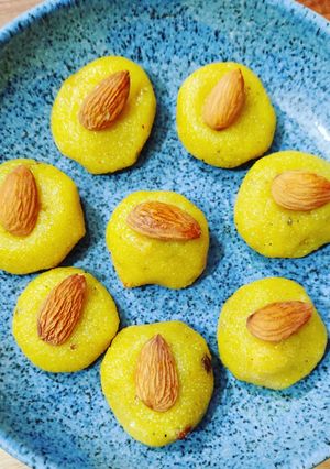 A picture of Sooji Peda.