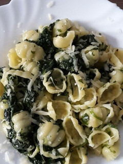 A picture of Garlic Butter And Spinach Pasta.