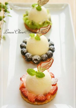 A picture of Easy Fruit Tarts with Lemon and Cheese Mousse.