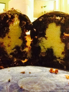 A picture of Nanaimo Bar Cupcakes.