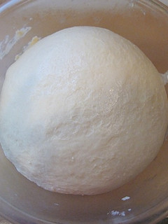 A picture of Pizza Dough.