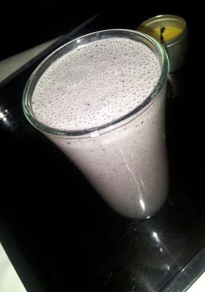 A picture of Energized Matcha Smoothie.