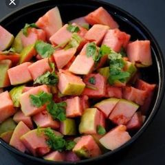 A picture of Spicy guava salad.